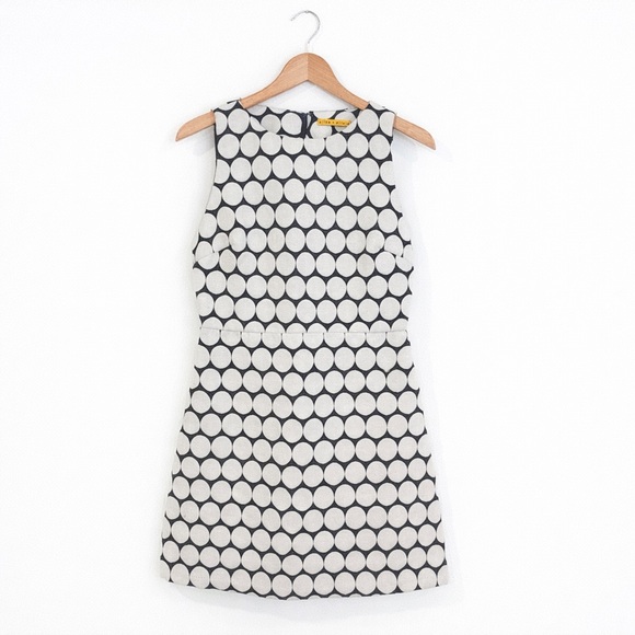 Alice + Olivia Dresses & Skirts - Alice + Olivia Black and White Dot Print A-line Dress size 8